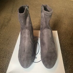 steve madden immense block heel boot